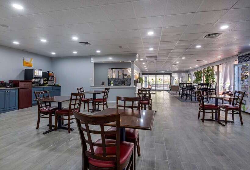 فندق Quality Inn