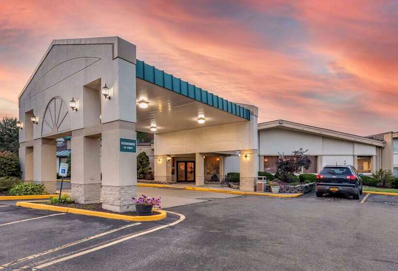 ホテル Quality Inn & Suites Vestal Binghamton Near University