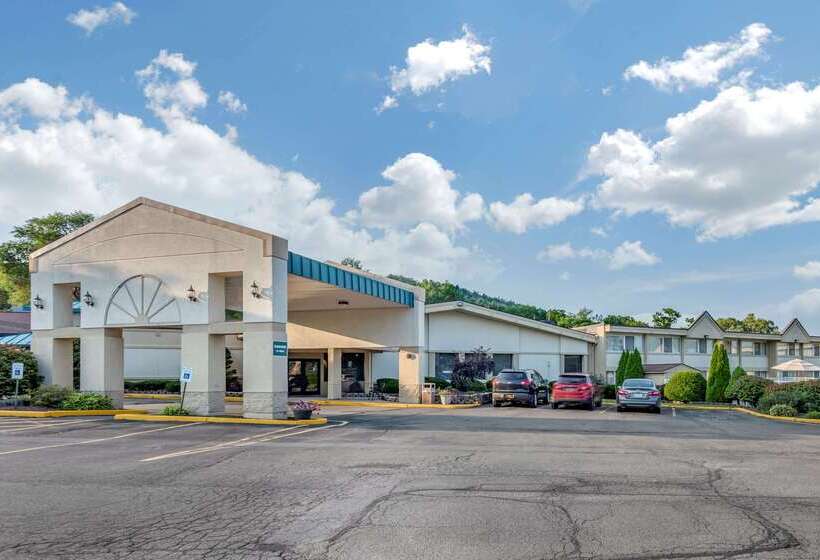 ホテル Quality Inn & Suites Vestal Binghamton Near University