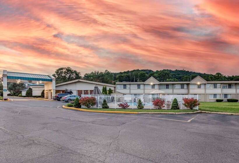 ホテル Quality Inn & Suites Vestal Binghamton Near University