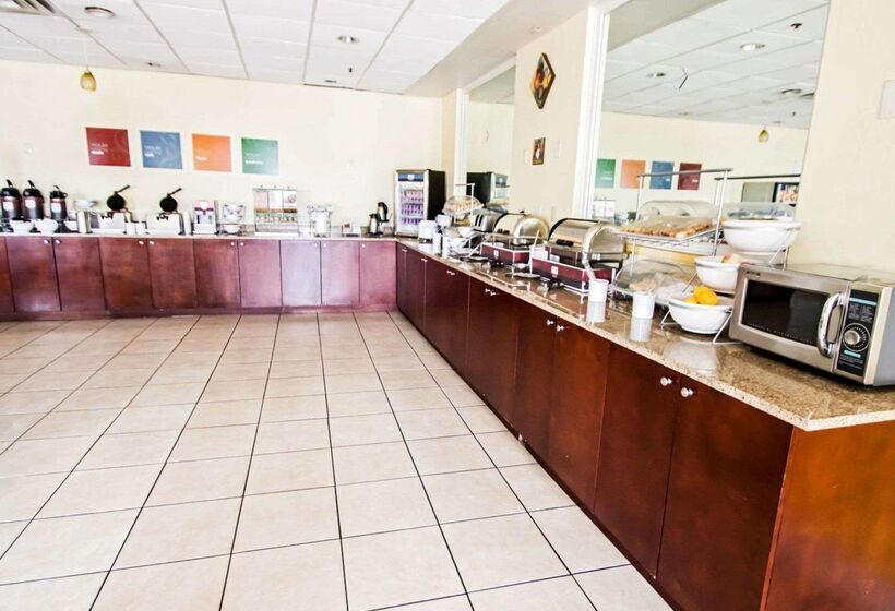 호텔 Quality Inn & Suites Winter Park Village Area