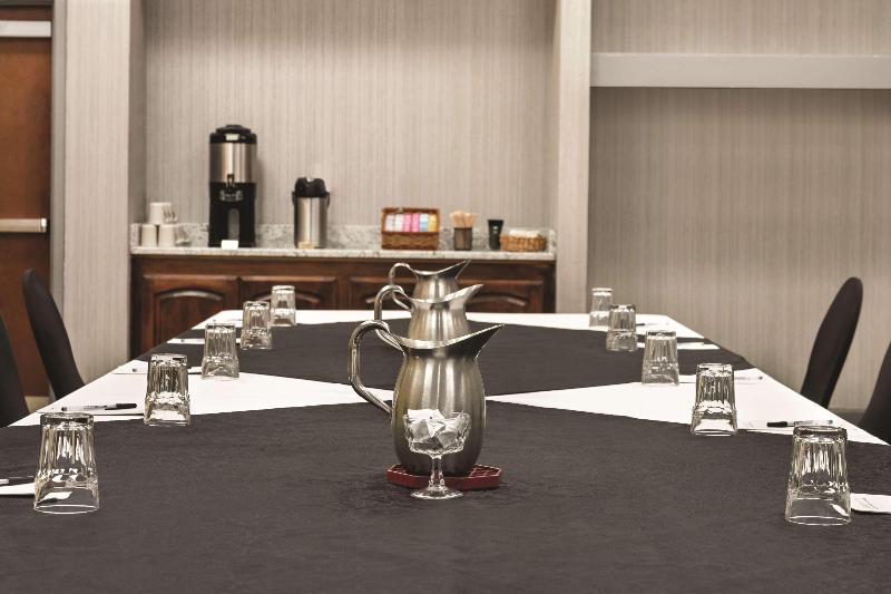 Radisson Hotel Fort Worth North Fossil Creek