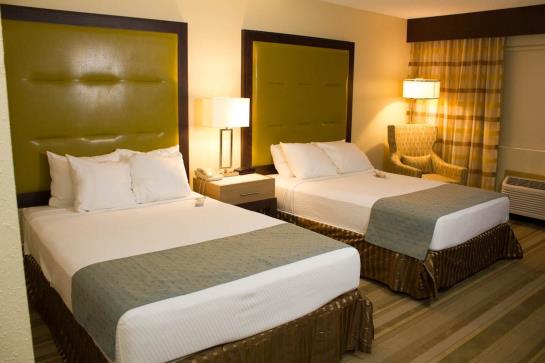 ホテル Wyndham Garden Huntsville Airport