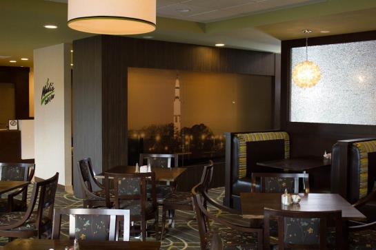 ホテル Wyndham Garden Huntsville Airport