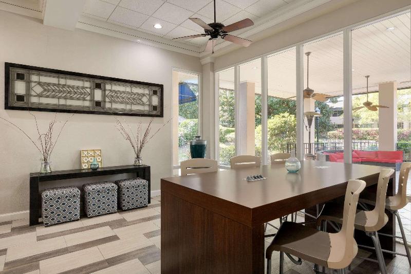 فندق Ramada By Wyndham Augusta Fort Gordon