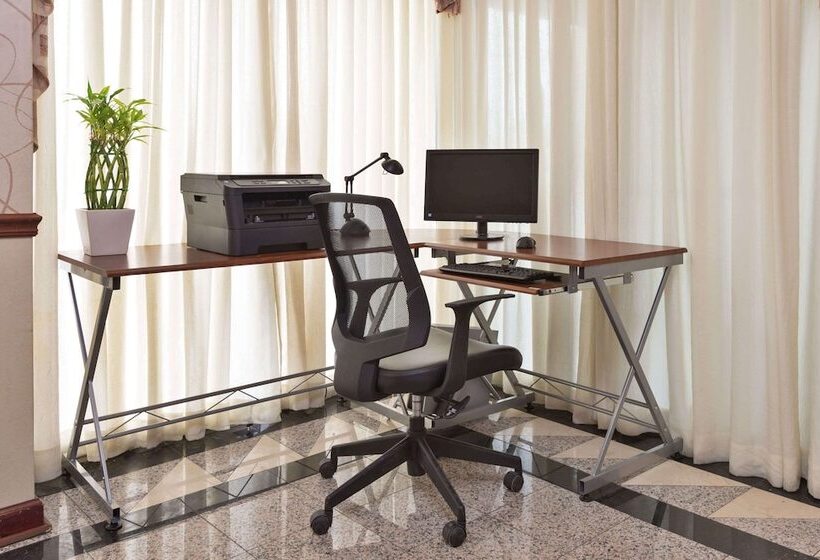 فندق Ramada By Wyndham Pikesville/baltimore North