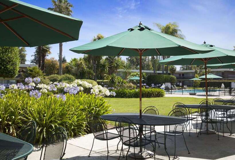 فندق Ramada By Wyndham Sunnyvale/silicon Valley