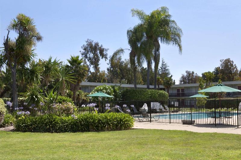 فندق Ramada By Wyndham Sunnyvale/silicon Valley