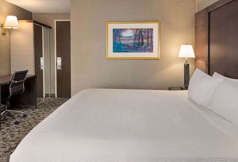 ホテル Ramada Plaza By Wyndham Portland