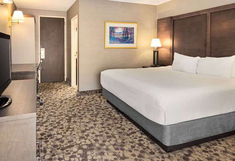 ホテル Ramada Plaza By Wyndham Portland