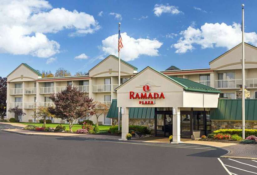 ホテル Ramada Plaza By Wyndham Portland