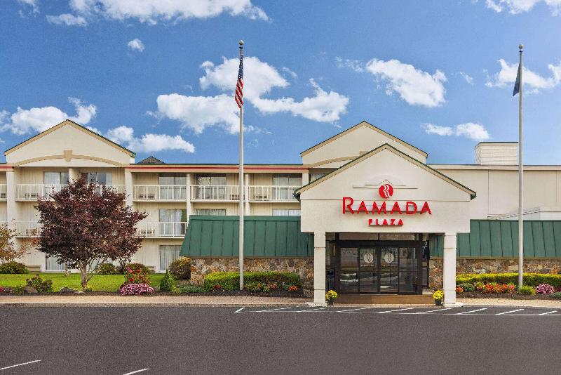 ホテル Ramada Plaza By Wyndham Portland