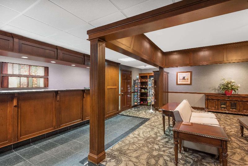 ホテル Ramada Plaza By Wyndham Portland