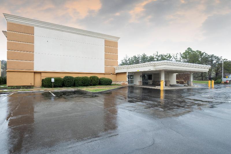 ホテル Red Roof Inn Knoxville Central – Papermill Road