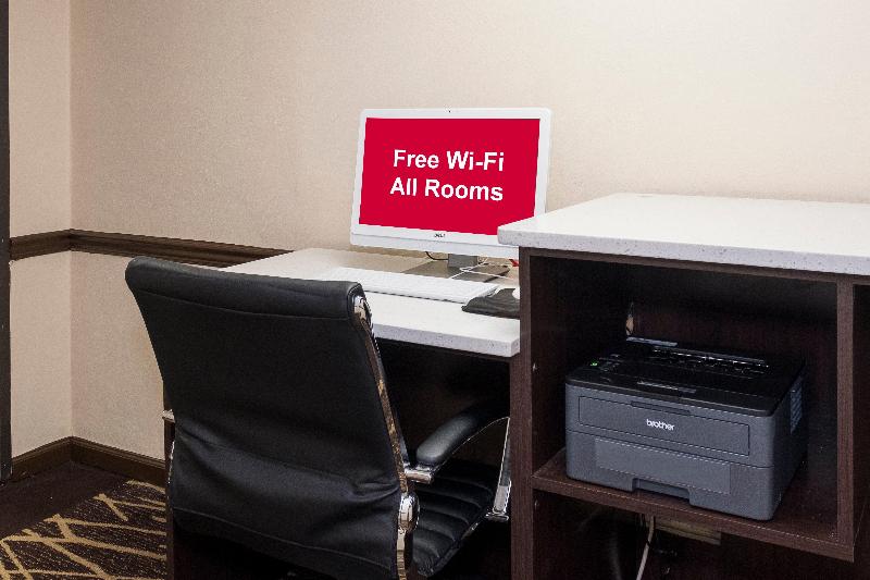 ホテル Red Roof Inn Knoxville Central – Papermill Road