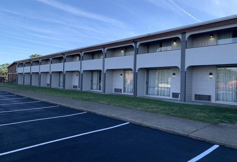 هتل Red Roof Inn Niagara Falls