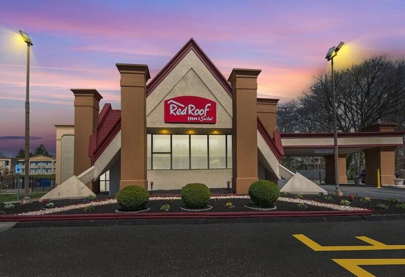Отель Red Roof Inn And Suites Newark   University