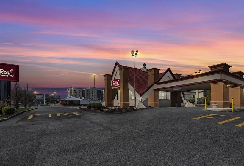 Отель Red Roof Inn And Suites Newark   University