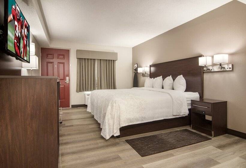 فندق Red Roof Inn Plus & Suites Erie