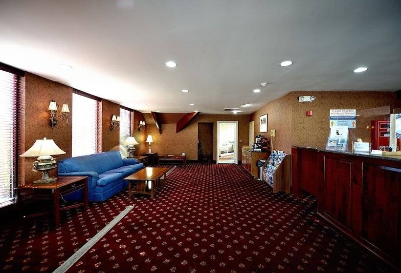 فندق Riverview Inn & Suites