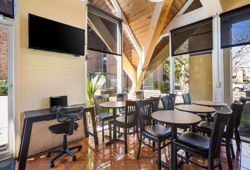 酒店 Super 8 By Wyndham Macon Ga