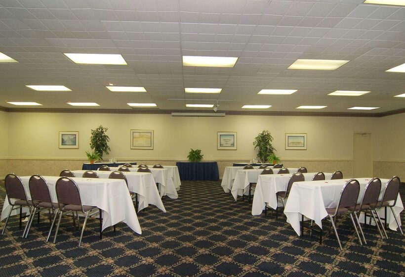 Отель Rodeway Inn