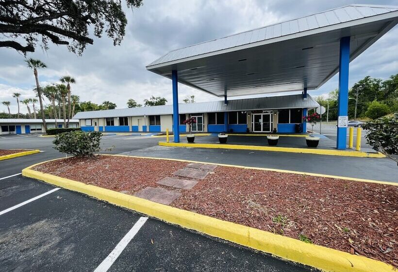 فندق Rodeway Inn