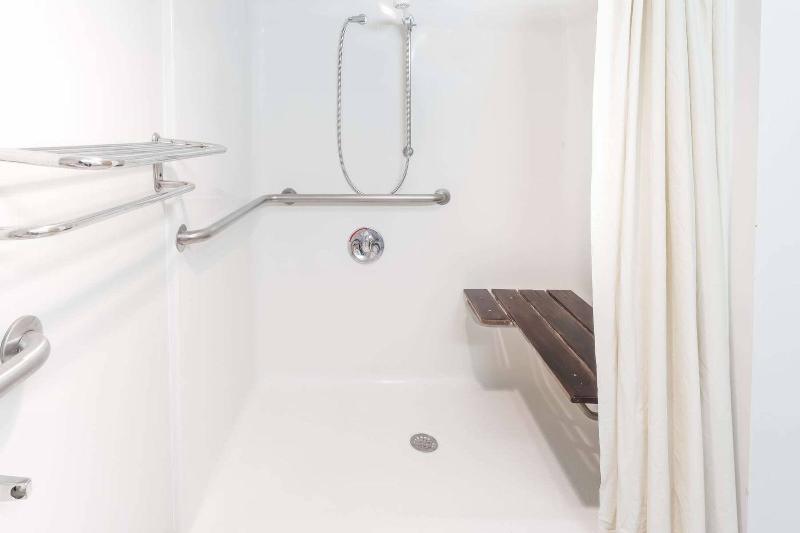 ホテル Rodeway Inn & Suites Rockford