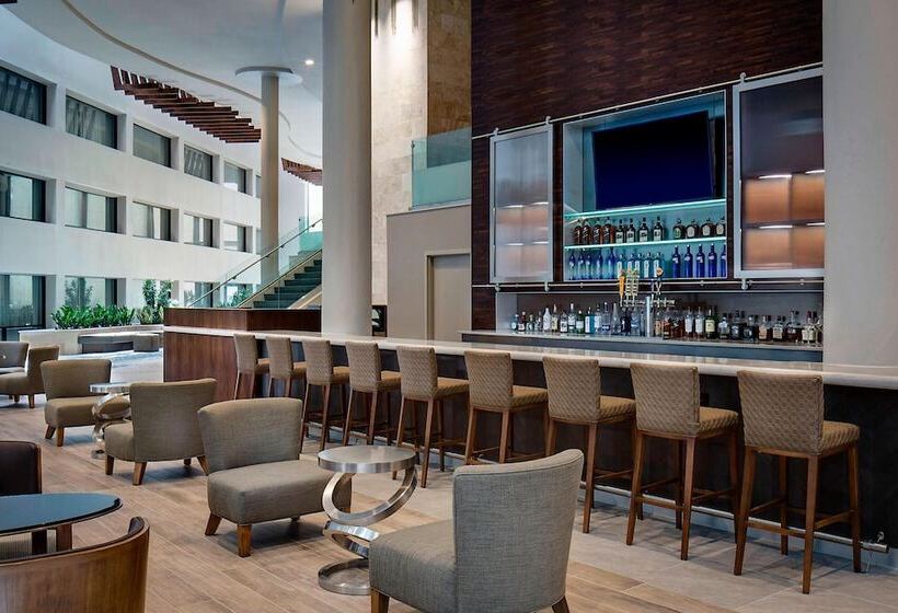 Отель San Antonio Marriott Northwest Medical Center