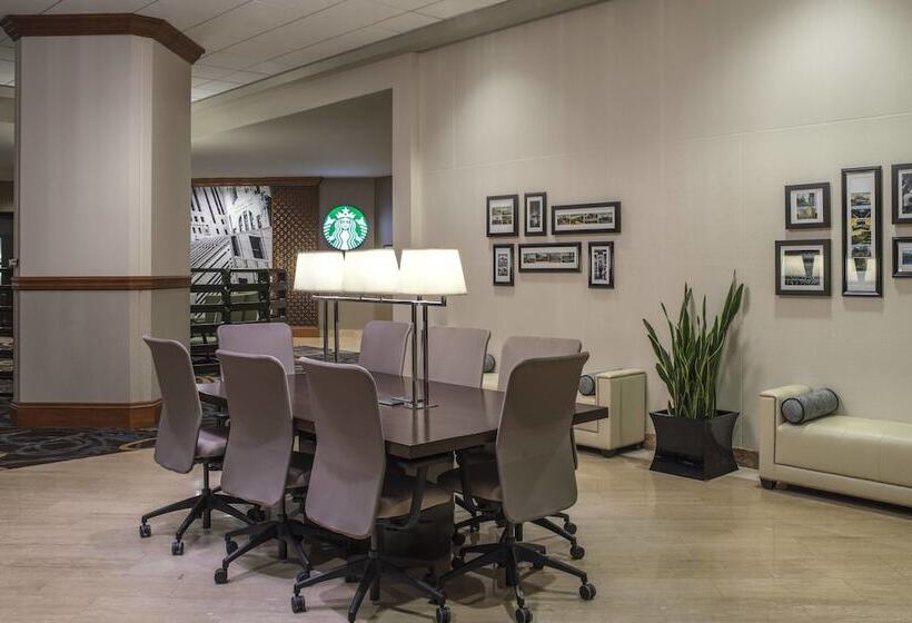 The Plaza Hotel Columbus At Capitol Square