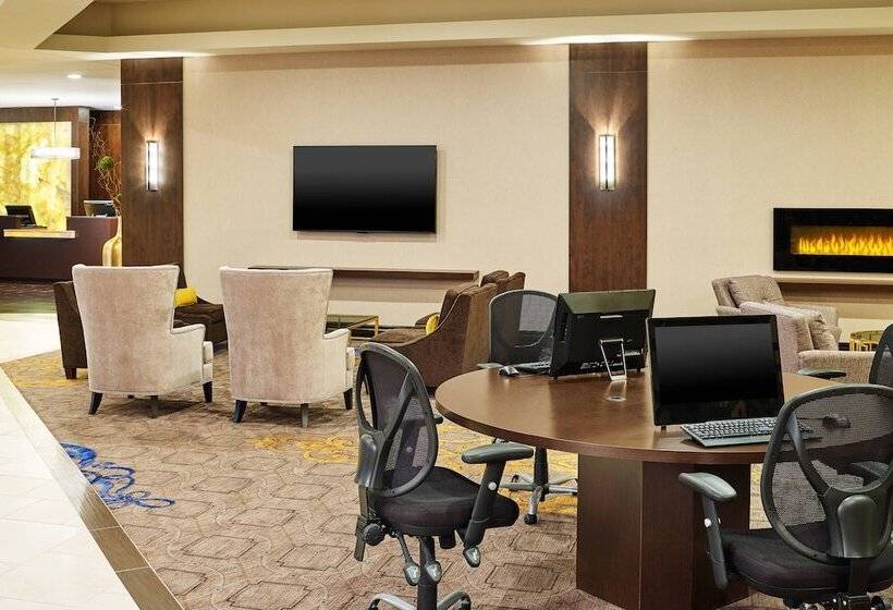 Отель Sheraton Lisle Naperville