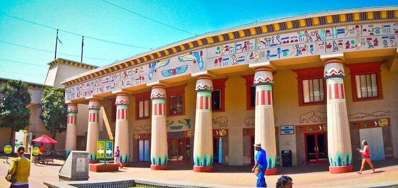 호텔 Sheraton Memphis Downtown