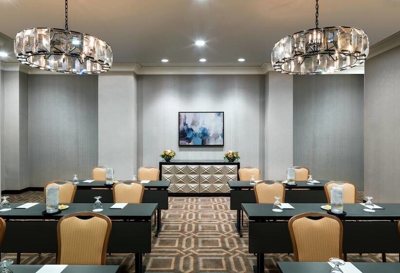 호텔 Sheraton Memphis Downtown