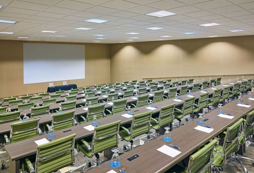 Sheraton Tucson Hotel & Suites