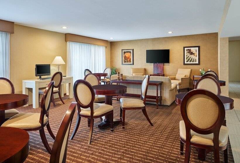 Sheraton Tucson Hotel & Suites