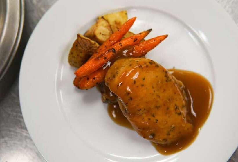 Sheraton Tucson Hotel & Suites