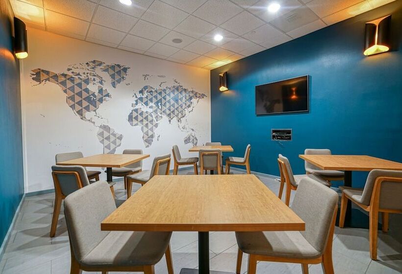 Sheraton Tucson Hotel & Suites