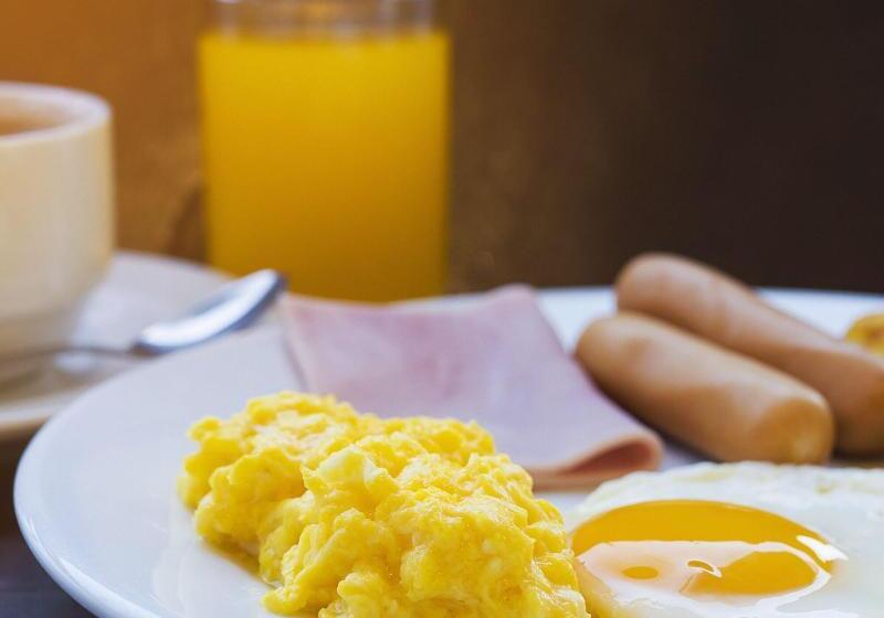 Sheraton Tucson Hotel & Suites