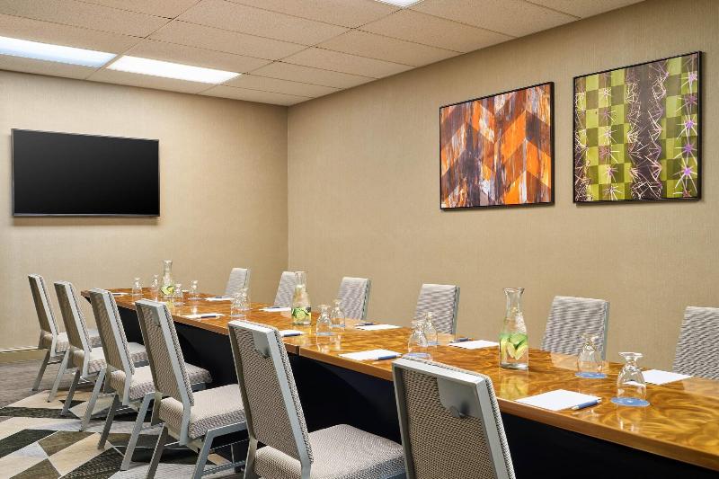 Sheraton Tucson Hotel & Suites