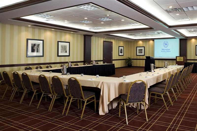 هتل Sheraton West Des Moines