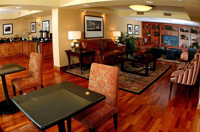 هتل Sheraton West Des Moines