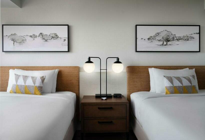 فندق Sonesta Irvine John Wayne Airport