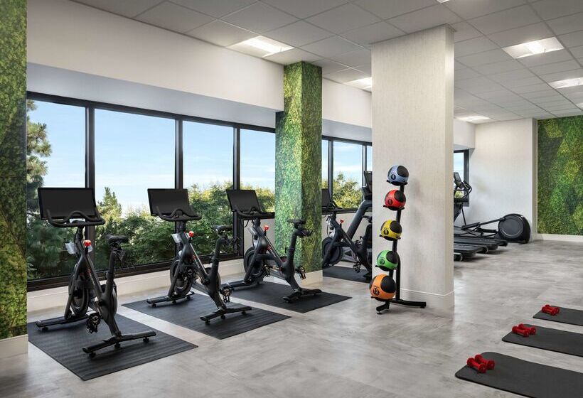 فندق Sonesta Irvine John Wayne Airport