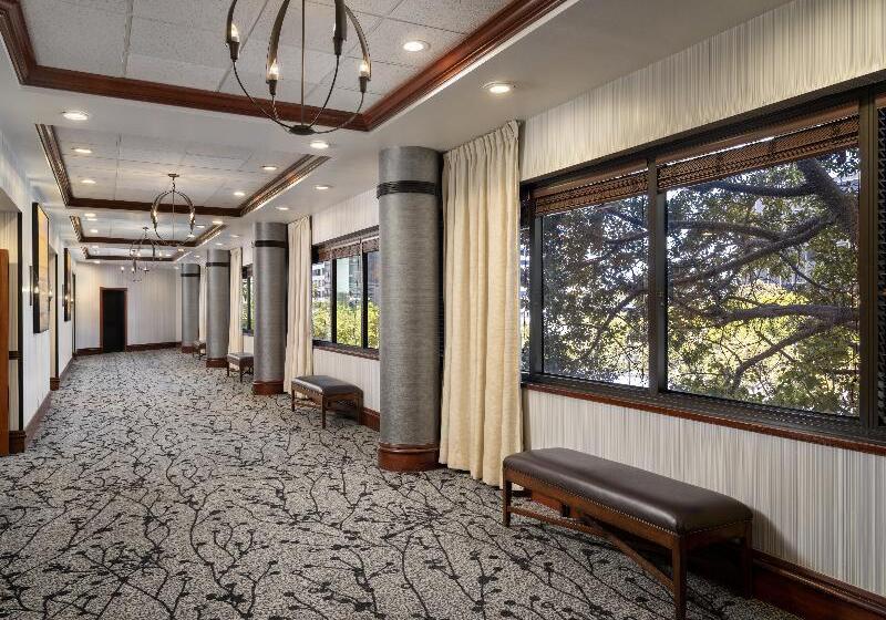 فندق Sonesta Irvine John Wayne Airport