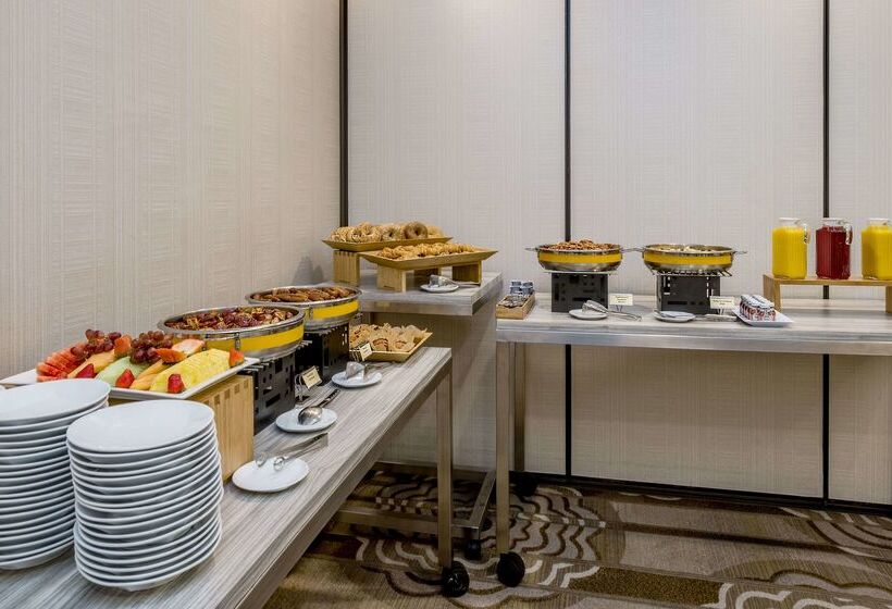 فندق Sonesta White Plains Downtown