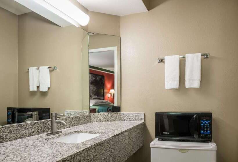 ホテル Super 8 By Wyndham Little Rock/otter Creek