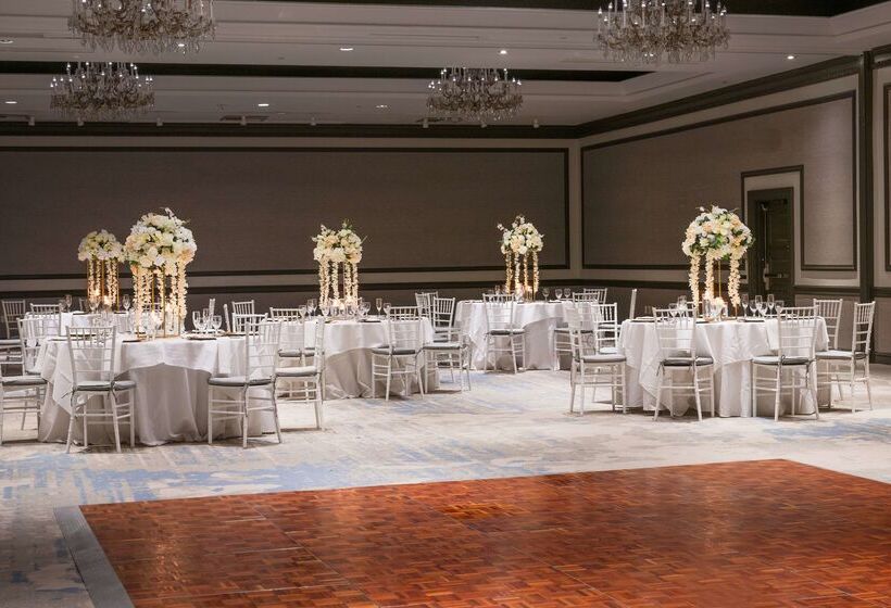 The Bethesdan Hotel, Tapestry Collection By Hilton