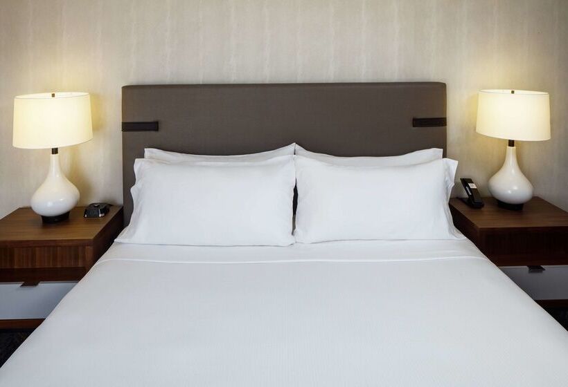 The Bethesdan Hotel, Tapestry Collection By Hilton