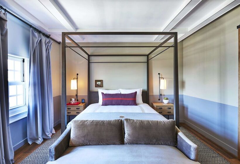 Отель The Hollywood Roosevelt