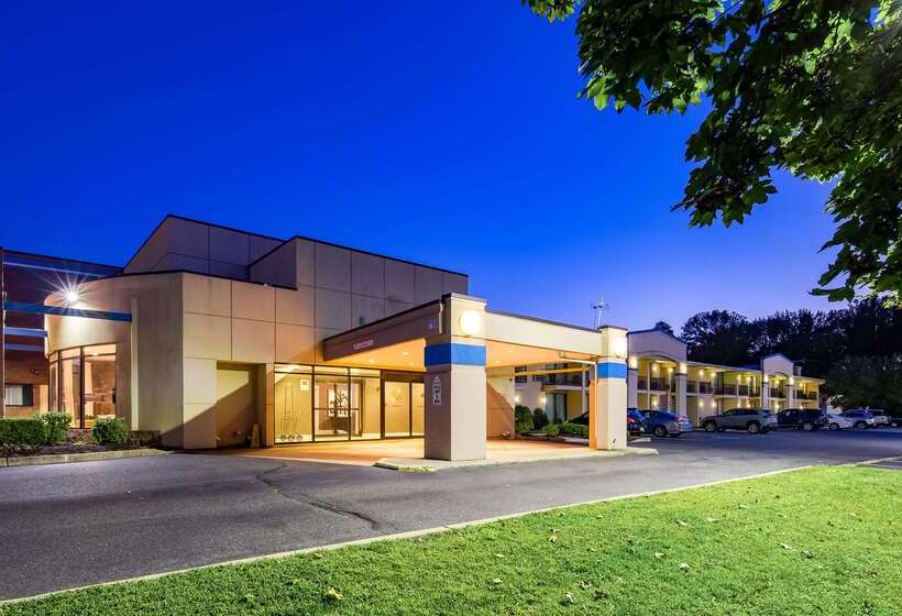 酒店 The Hub Middletown Red Bank  Best Western Signature Collection